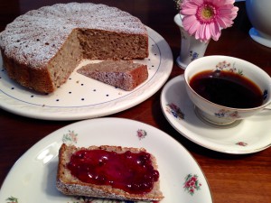 Kuchenbrot schmeckt am besten mit Konfitüre